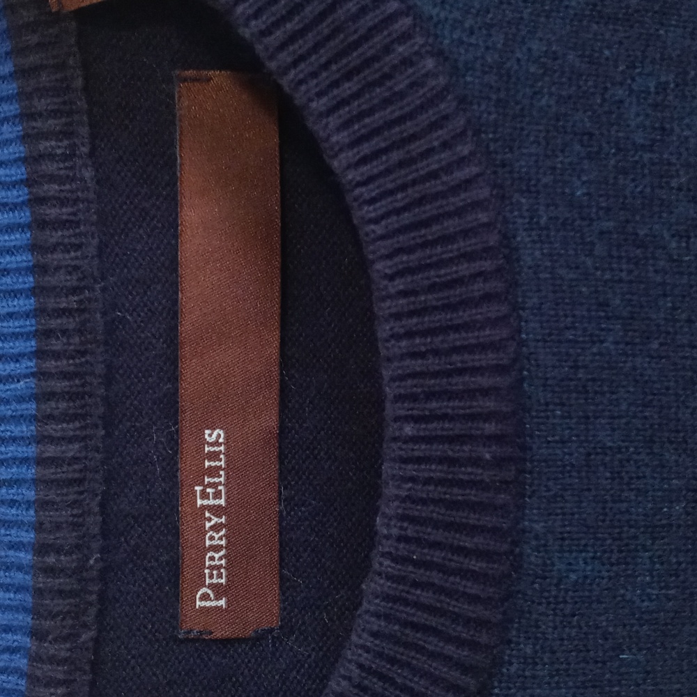 Perry Ellis - Blue Principles Block Pattern Crewn… - image 3